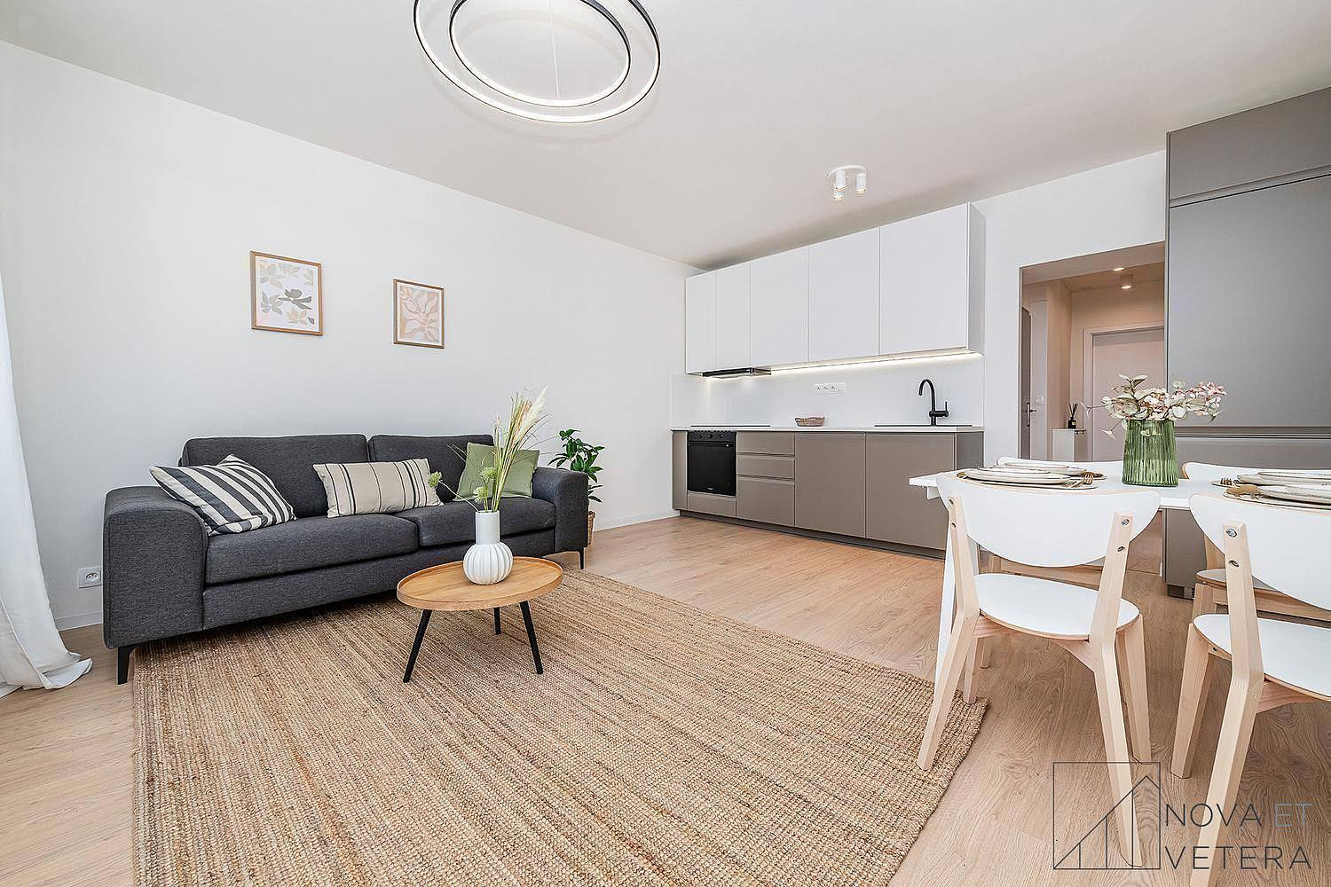 Prodej bytu 3+kk 74 m² — photo 2