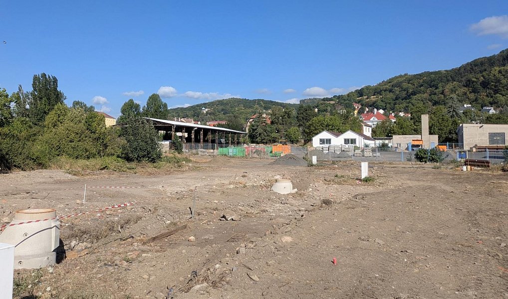 Prodej stavebního pozemku 1 296 m², Krupka – náhled fotky 10