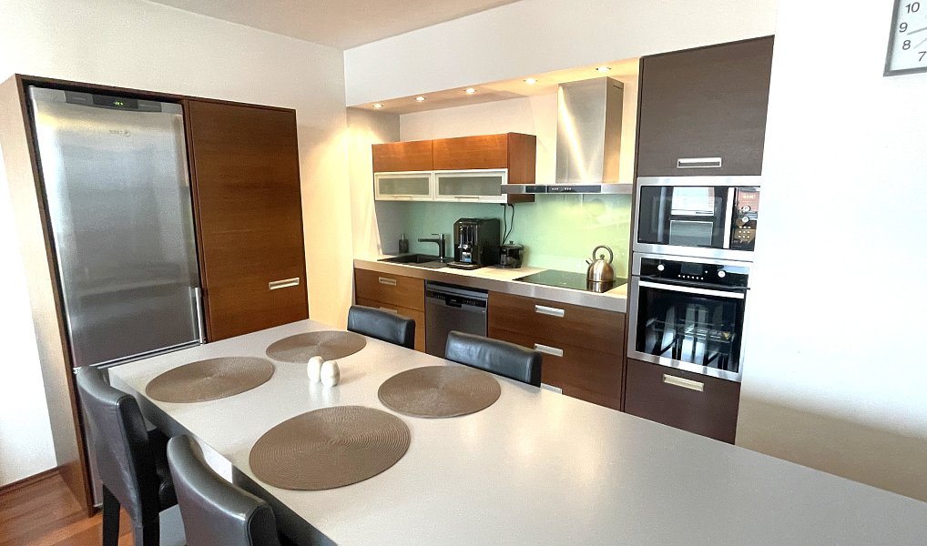 Prodej bytu 3+kk 95 m², Jesenice – náhled fotky 8