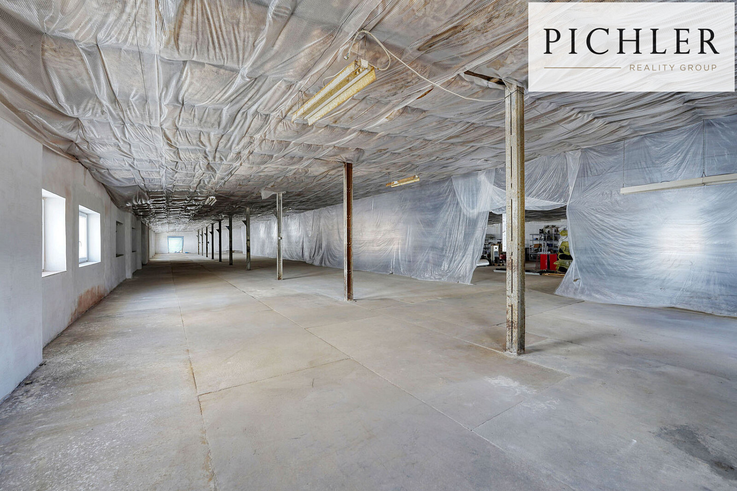 Pronájem výrobních prostor 1 396 m²