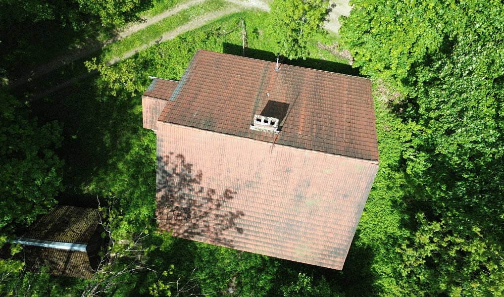 Prodej domu 109 m² s pozemkem 4 779 m², Klenčí pod Čerchovem – náhled fotky 2