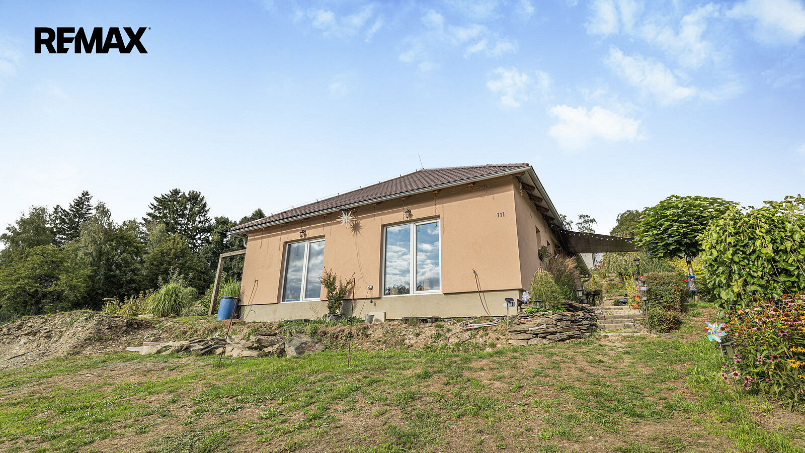 Prodej domu 145 m² s pozemkem 1 233 m² – fotografie 2