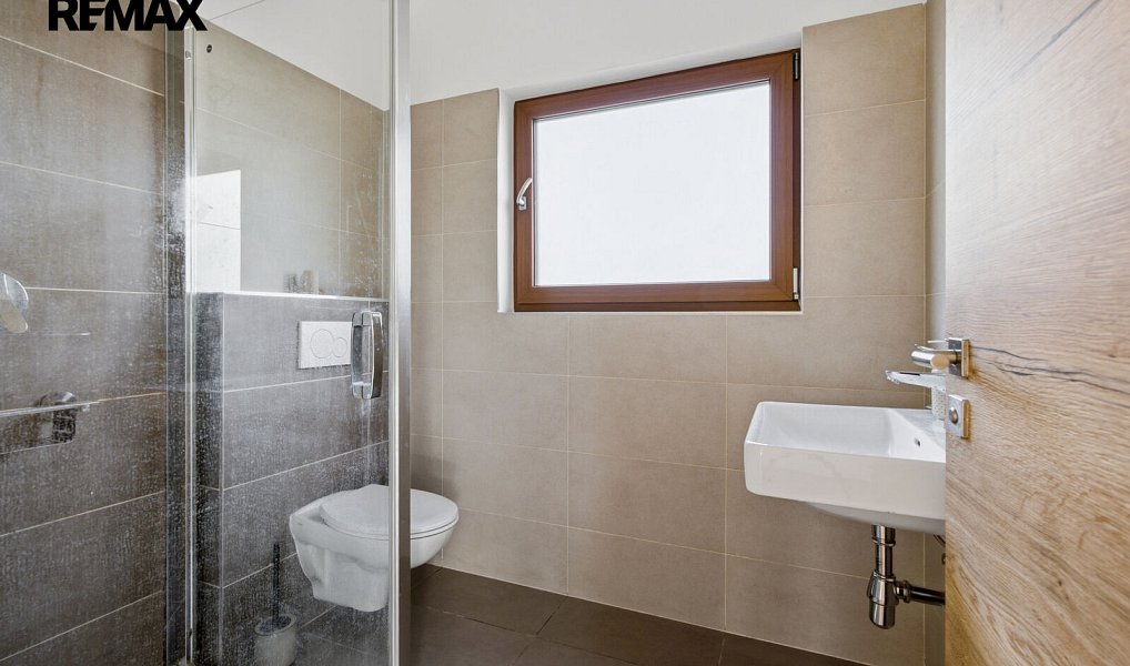 Prodej domu 85 m² s pozemkem 3 925 m², Tišice – náhled fotky 17