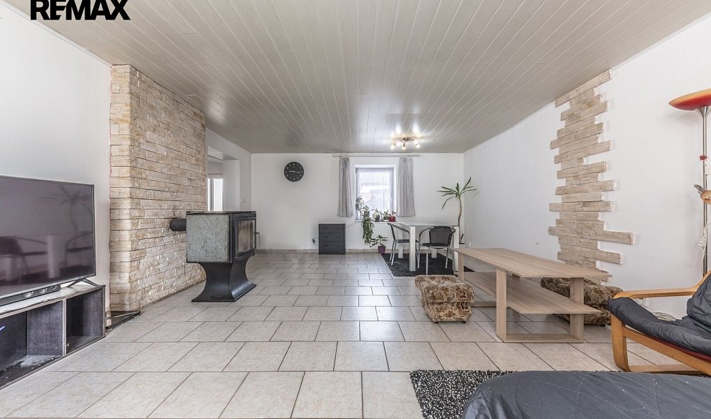 Prodej domu 160 m² s pozemkem 338 m², Tuřany – náhled fotky 7