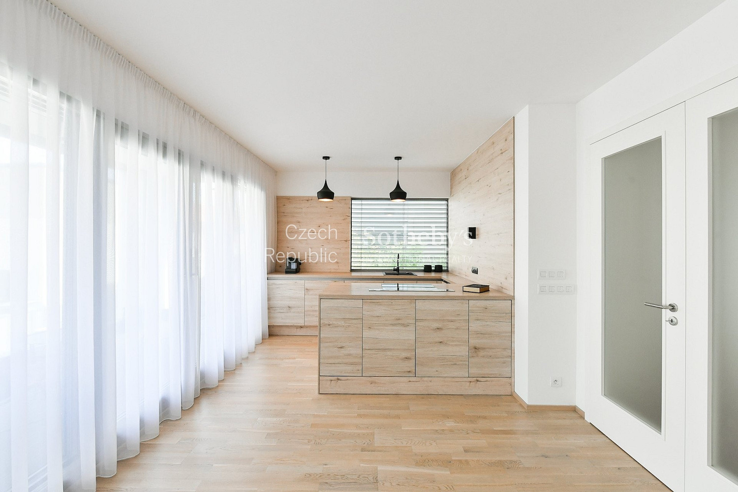 Pronájem bytu 3+kk 102 m² – fotografie 4