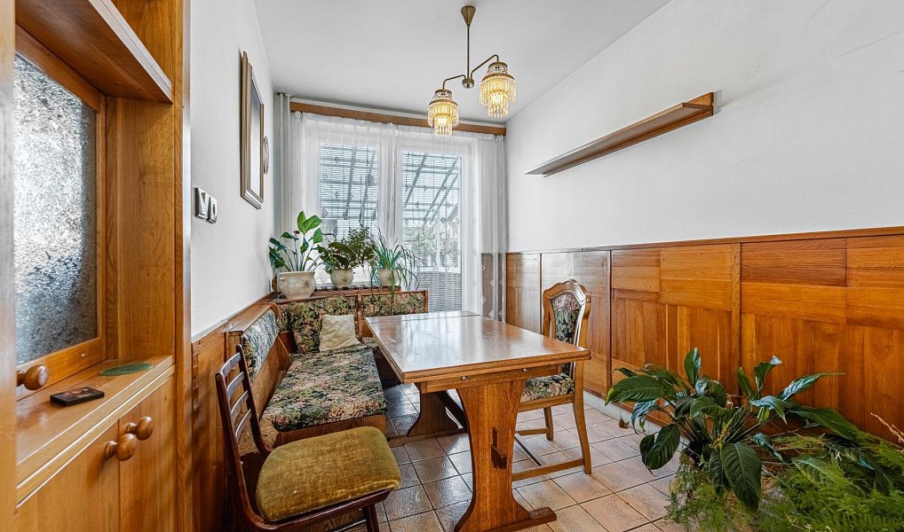 Prodej domu 254 m² s pozemkem 565 m², Jindřichův Hradec – náhled fotky 17