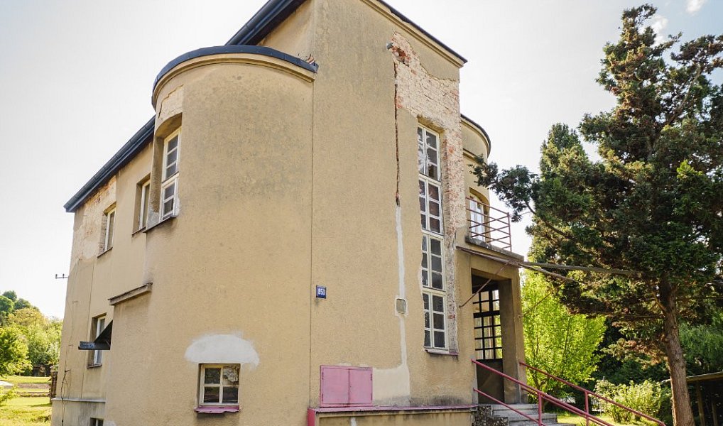 Prodej domu 206 m² s pozemkem 958 m², Turnov – náhled fotky 49