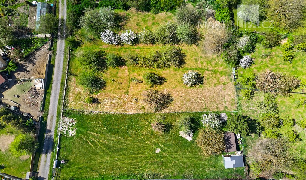 Prodej stavebního pozemku 878 m², Kamenný Přívoz – náhled fotky 3