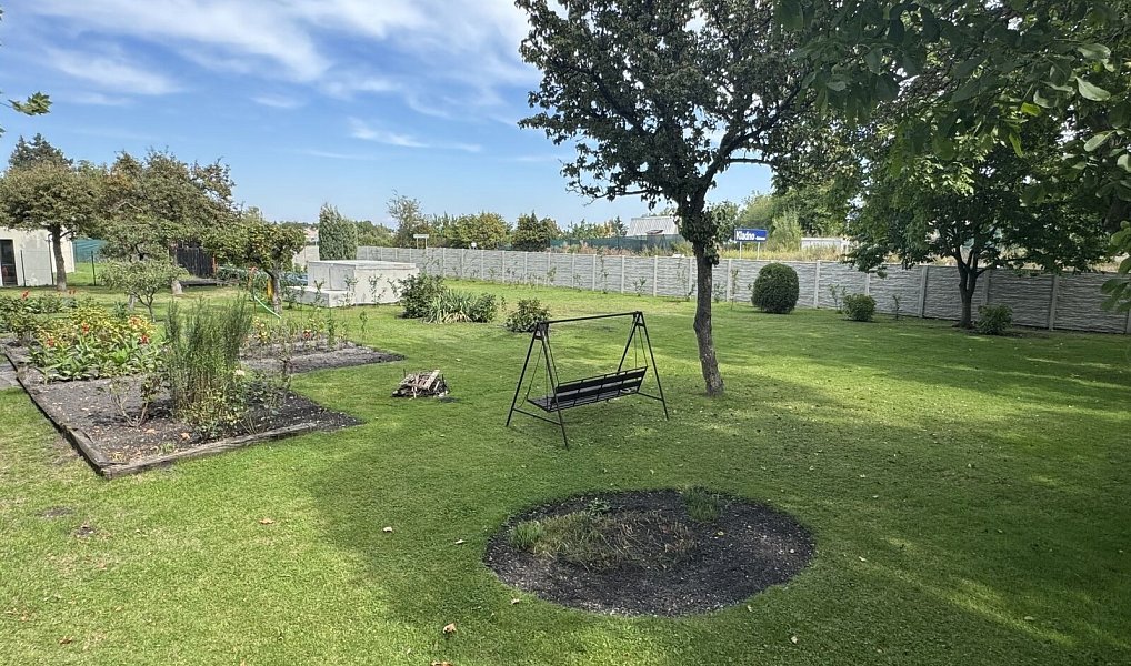Prodej stavebního pozemku 1 582 m², Kladno – náhled fotky 3