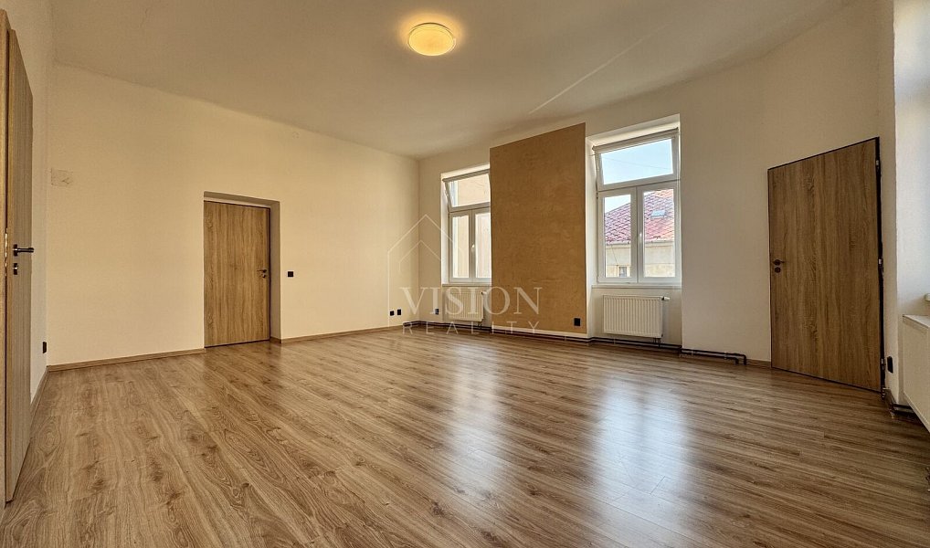 Pronájem bytu 3+1 101 m², České Budějovice – náhled fotky 13