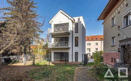 Prodej domu 272 m² s pozemkem 532 m², Destinové, Praha 5 - Košíře