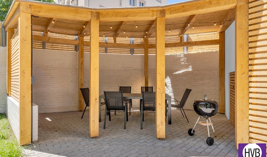 Prodej bytu 1+kk 37 m², Praha – náhled fotky 14