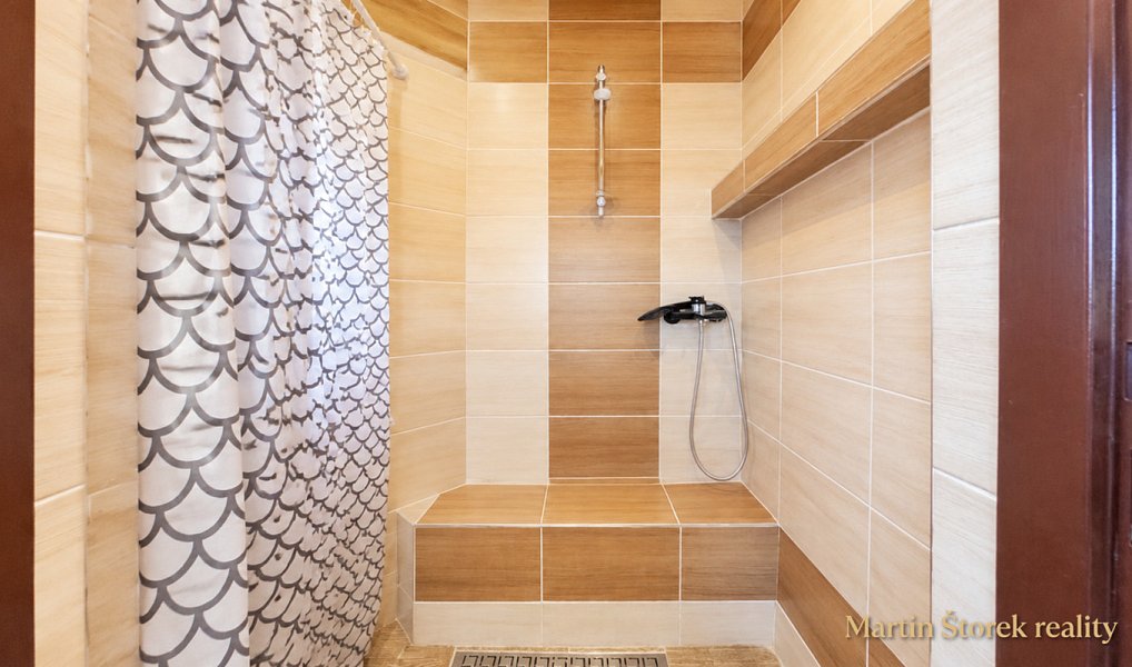Prodej domu 176 m² s pozemkem 202 m², Chomutov – náhled fotky 11