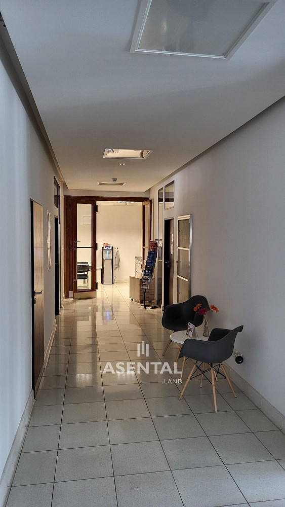Pronájem kanceláře 124 m² – fotografie 5