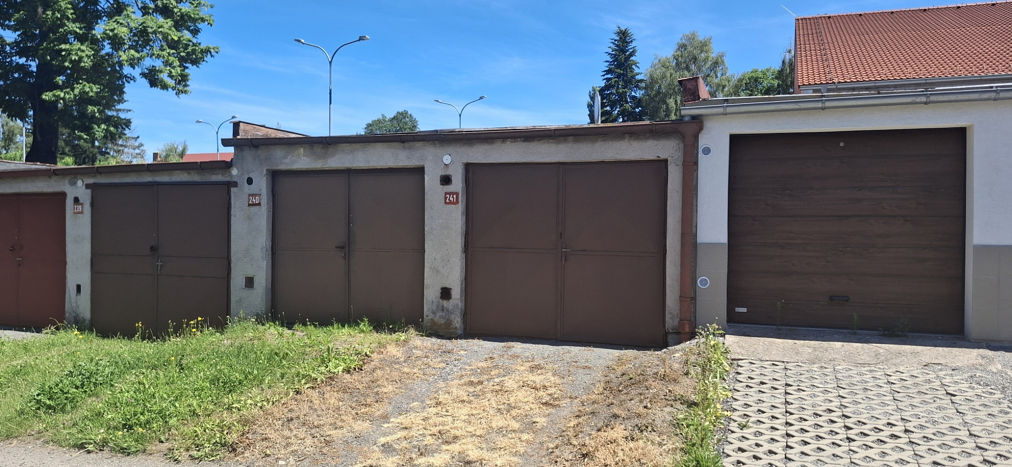 Prodej zděné garáže 19 m² s elektřinou – Hlinsko, ul. Poličská