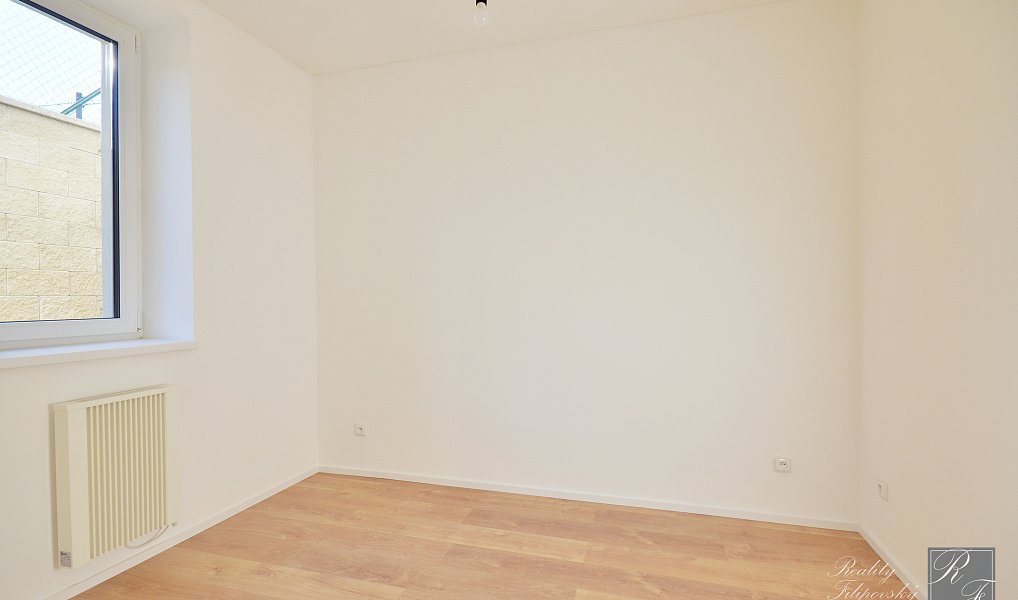 Prodej bytu 2+kk 40 m², Kraslice – náhled fotky 16