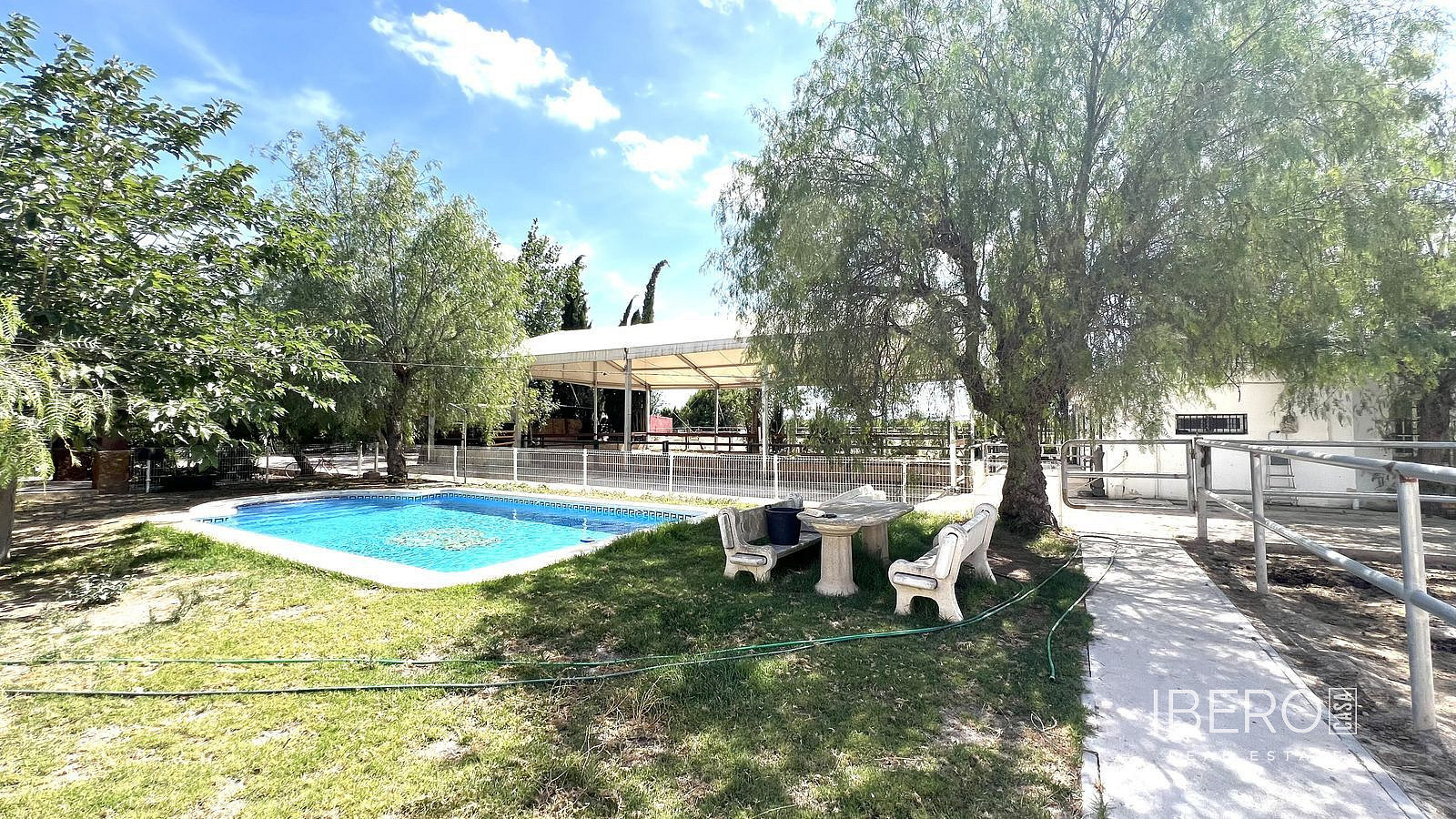 Prodej domu 115 m² s pozemkem 3 880 m², Orihuela