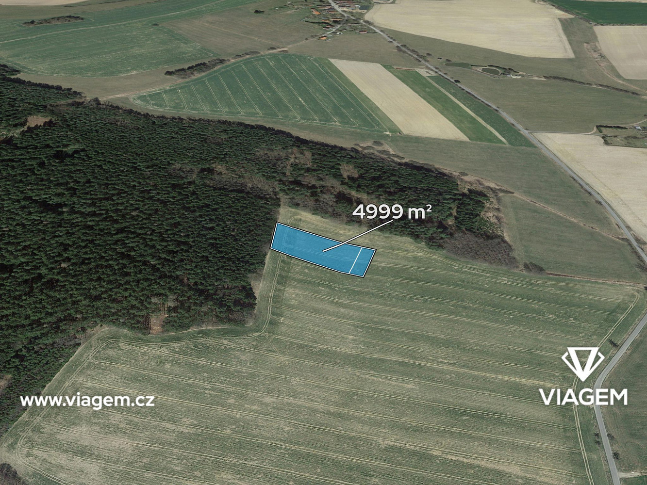 Prodej pole 833 m²