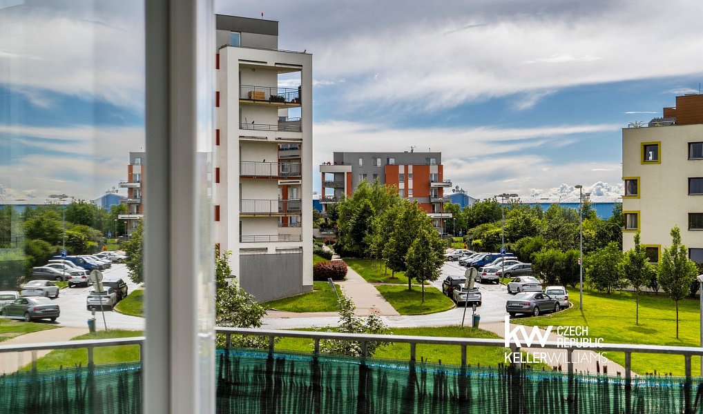 Prodej bytu 4+kk 95 m², Praha – náhled fotky 38