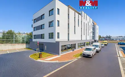 Prodej bytu 1+kk 32 m², Antonína Petrofa, Hradec Králové - Nový Hradec Králové