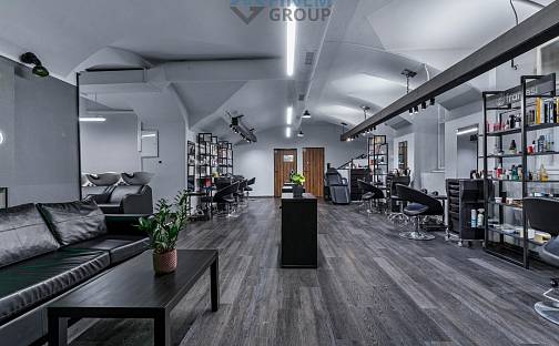 Pronájem obchodních prostor 150 m², Praha