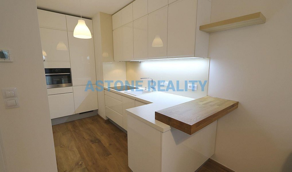 Prodej bytu 2+kk 51 m², Praha – náhled fotky 9