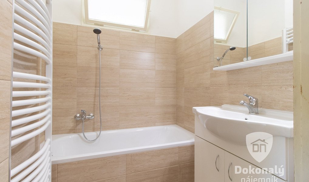 Pronájem bytu 3+1 73 m², Lysá nad Labem – náhled fotky 3