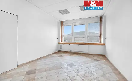 Pronájem kanceláře 247 m², Ústí nad Labem - Všebořice
