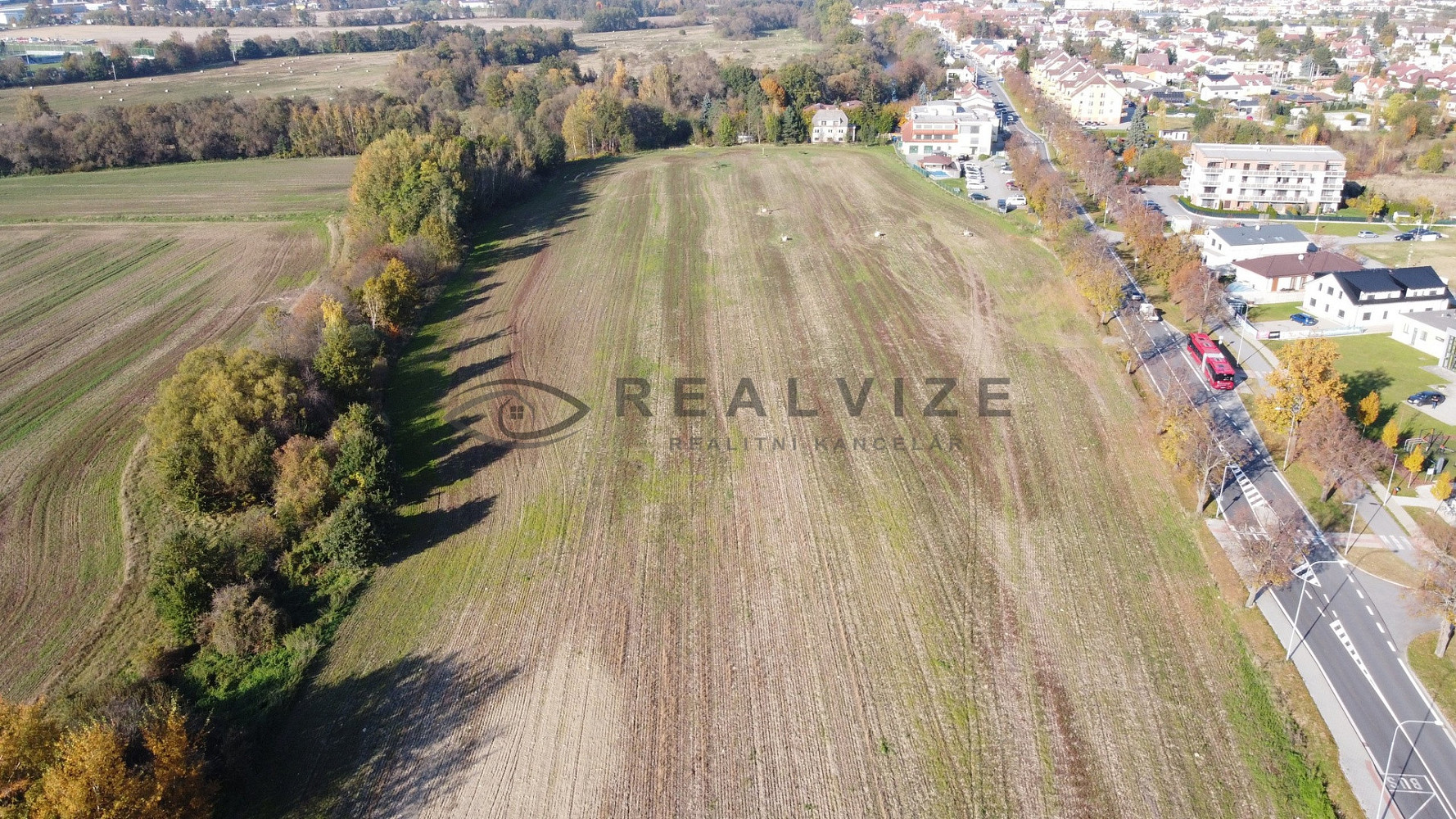 Prodej stavebního pozemku 18 763 m² – fotografie 2