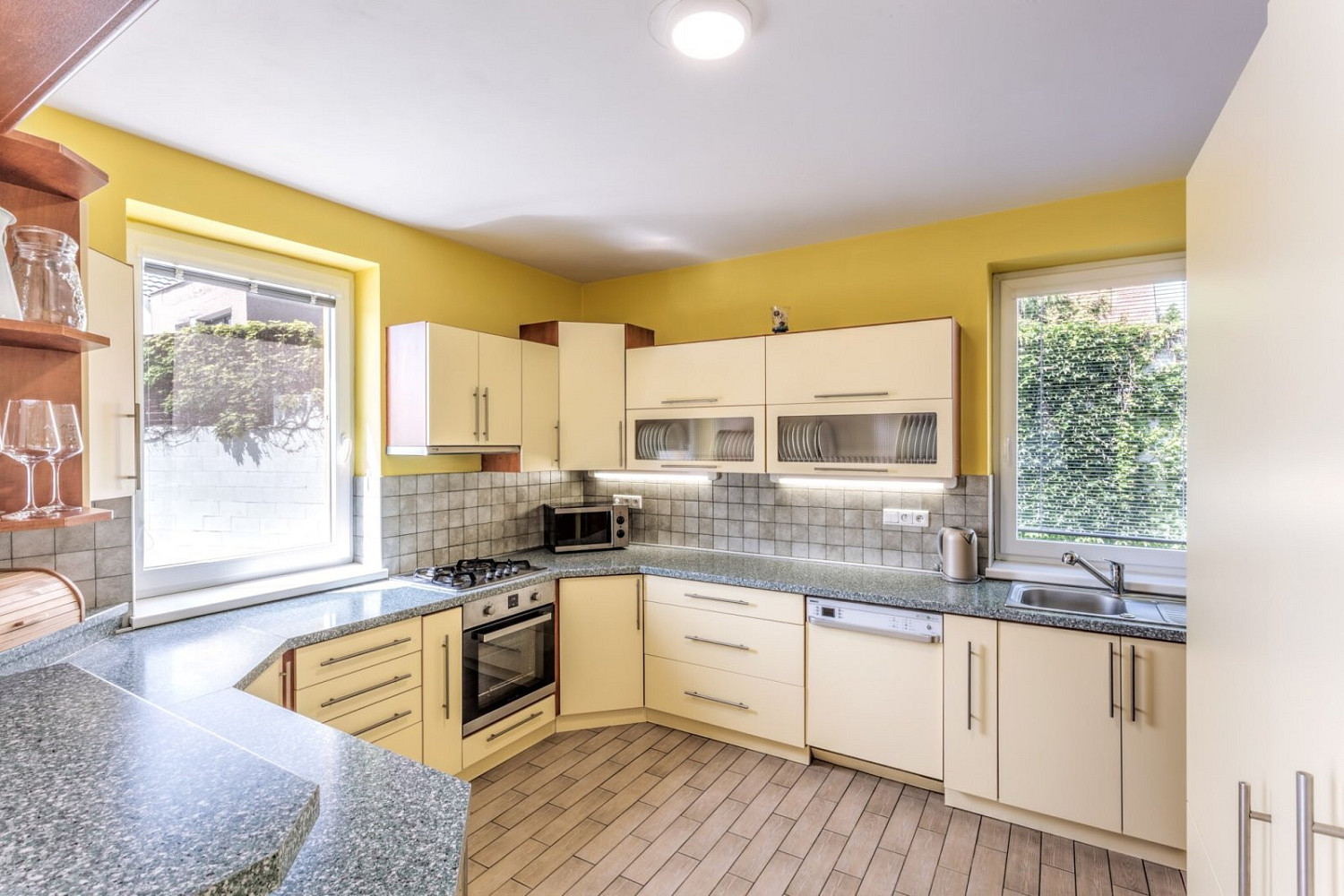 Prodej domu 144 m² s pozemkem 1 229 m² – fotografie 4