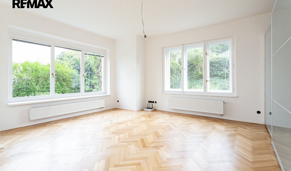 Pronájem bytu 2+kk 65 m², Praha – náhled fotky 10