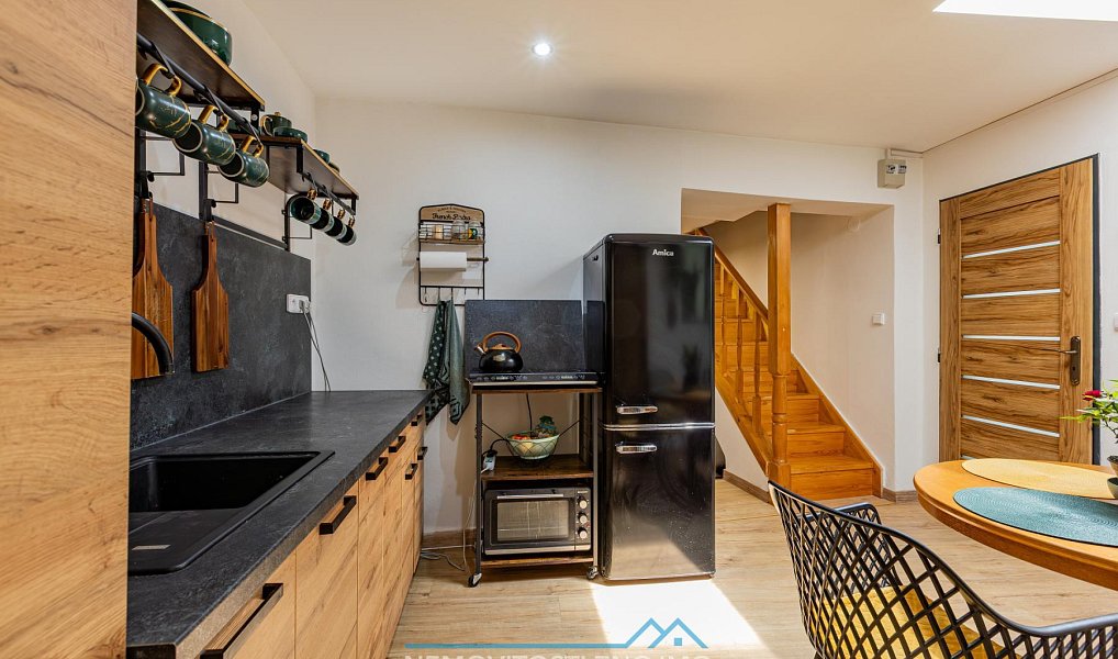 Prodej domu 80 m² s pozemkem 156 m², Hluboké Mašůvky – náhled fotky 2