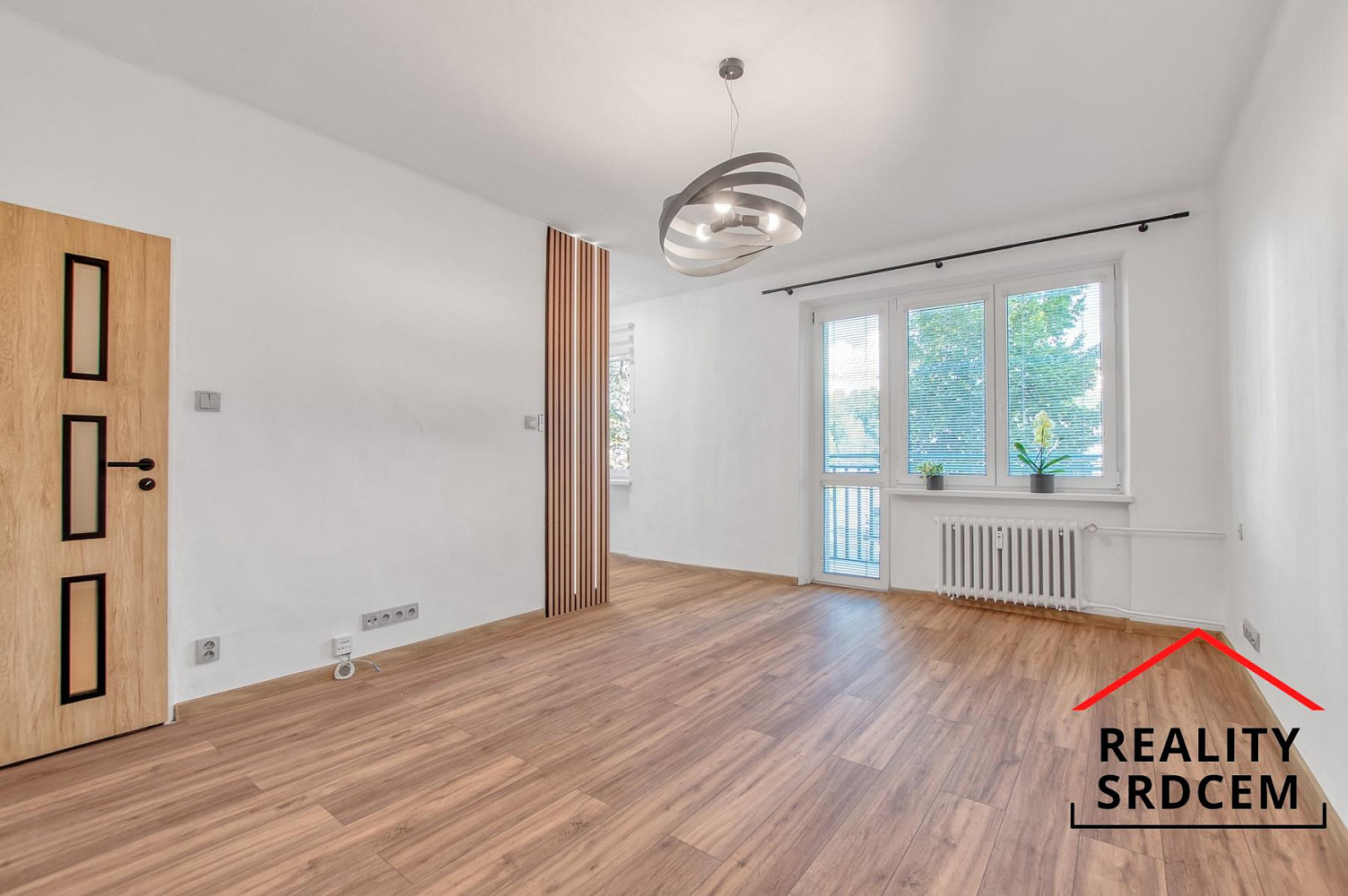 Pronájem bytu 2+1 49 m² – fotografie 4