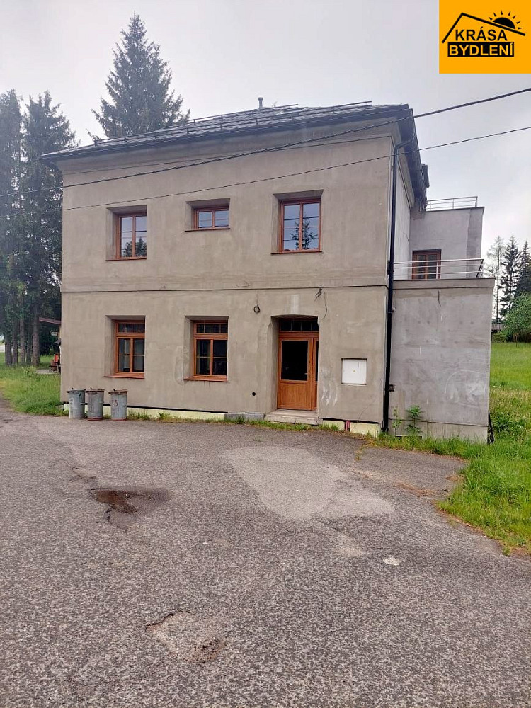 Prodej ubytovacího objektu 520 m² — photo 2
