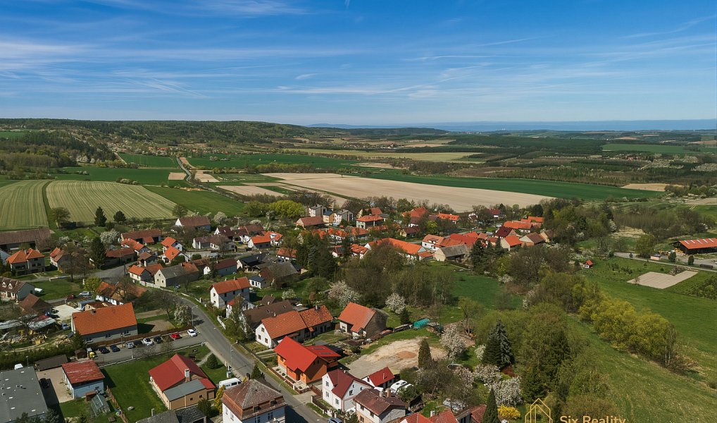Prodej domu 261 m² s pozemkem 800 m², Zavidov – náhled fotky 44