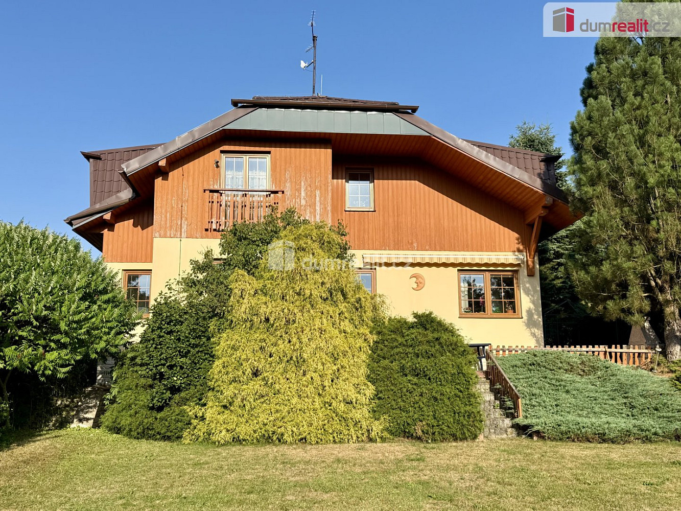 Prodej domu 330 m² s pozemkem 944 m² – fotografie 5