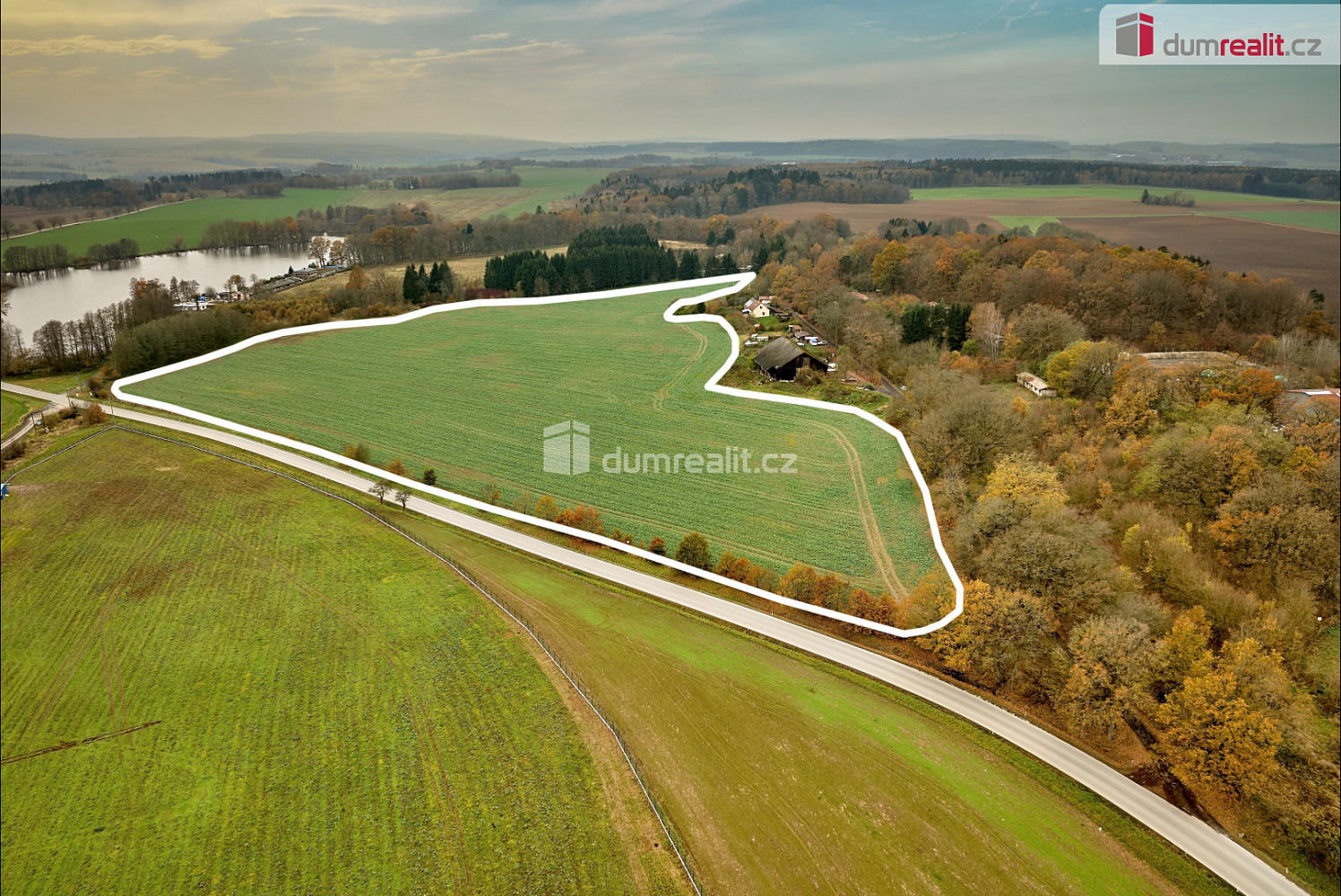 Prodej komerčního pozemku 126 960 m²