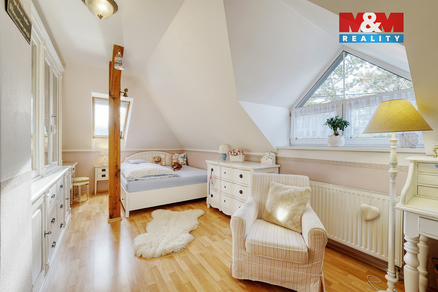 Prodej domu 348 m² s pozemkem 887 m² – fotografie 5