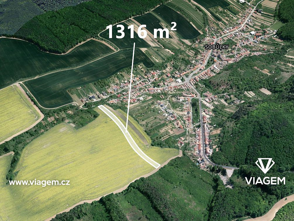 Prodej stavebního pozemku 1 424 m² – fotografie 3