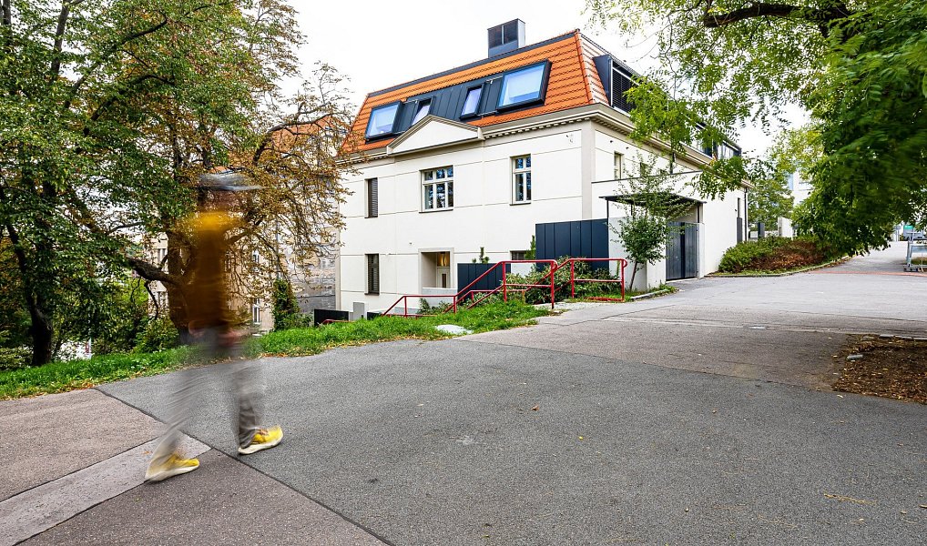 Pronájem bytu 2+kk 52 m², Praha – náhled fotky 12