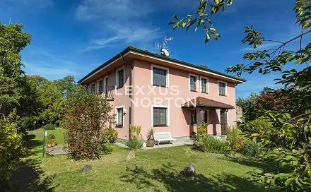 Prodej domu 316 m² s pozemkem 1 084 m², Hlavní, Úhonice, okres Praha-západ