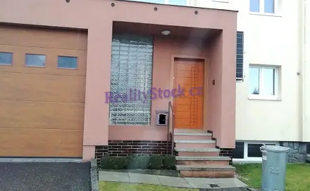 Prodej domu 280 m² s pozemkem 365 m², Pavlíkova, Benešov