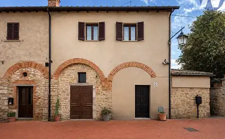 Prodej domu 100 m² s pozemkem 200 m², Civitella In Val di Chiana, Itálie