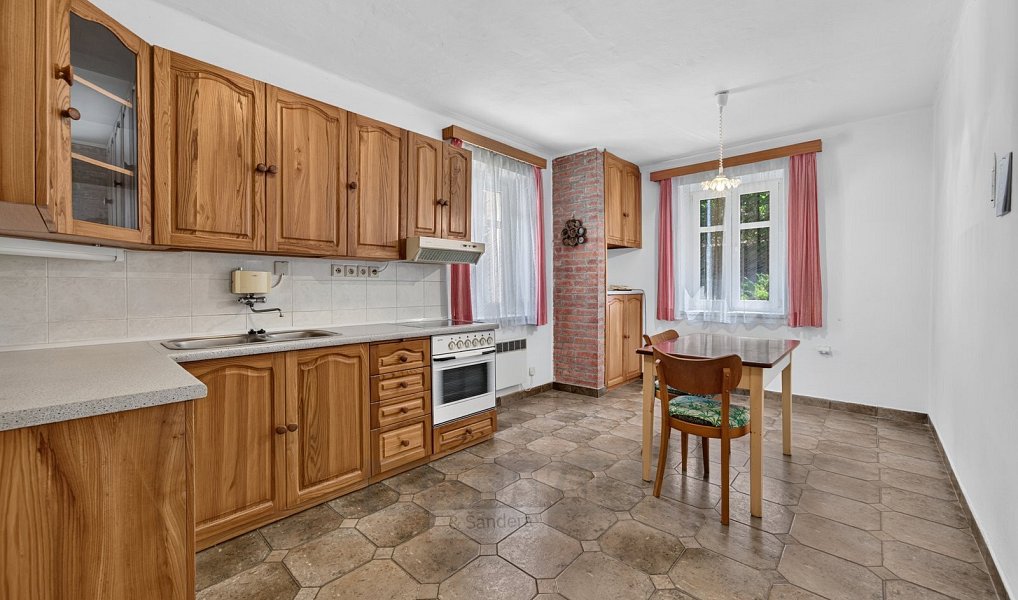 Prodej domu 339 m² s pozemkem 9 216 m², Mirkovice – náhled fotky 13