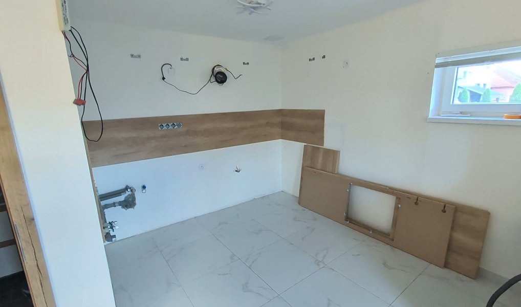 Prodej bytu 1+1 92 m², Čebín – náhled fotky 2