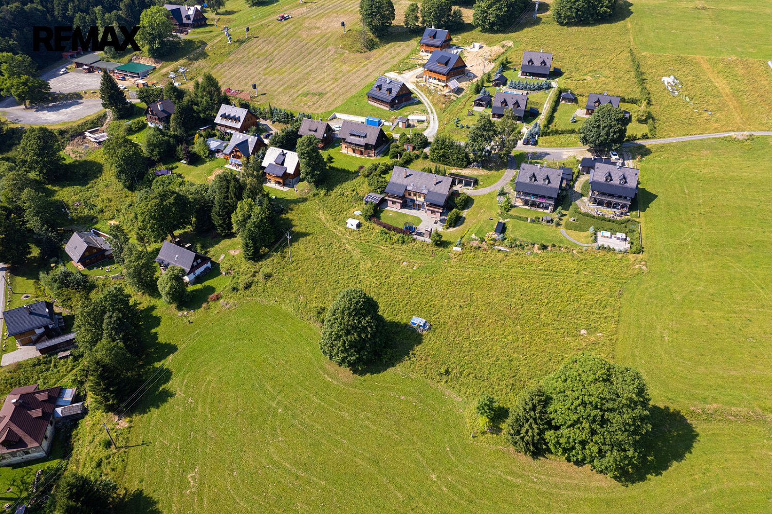 Prodej stavebního pozemku 888 m² – fotografie 5