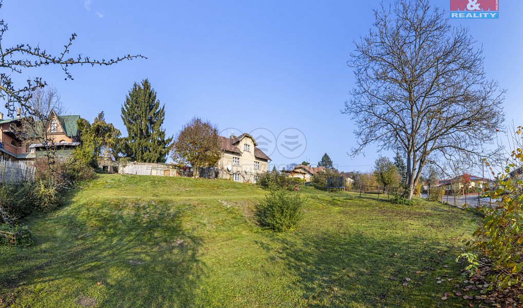 Prodej stavebního pozemku 1 043 m², Velké Popovice – náhled fotky 4