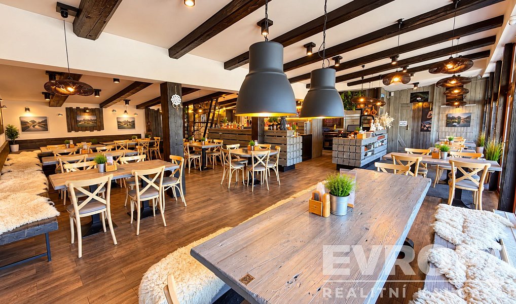 Prodej restaurace 528 m², Harrachov – náhled fotky 8