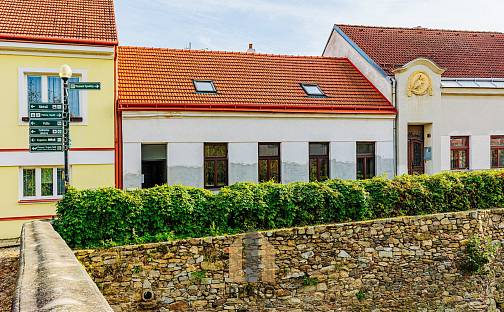 Prodej domu 170 m² s pozemkem 144 m², Na Parkaně, Telč - Telč-Podolí, okres Jihlava