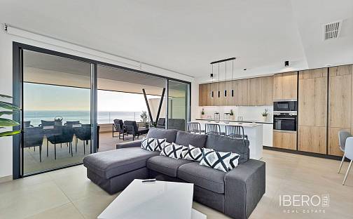 Prodej bytu 4+kk 201 m², Fuengirola, Španělsko